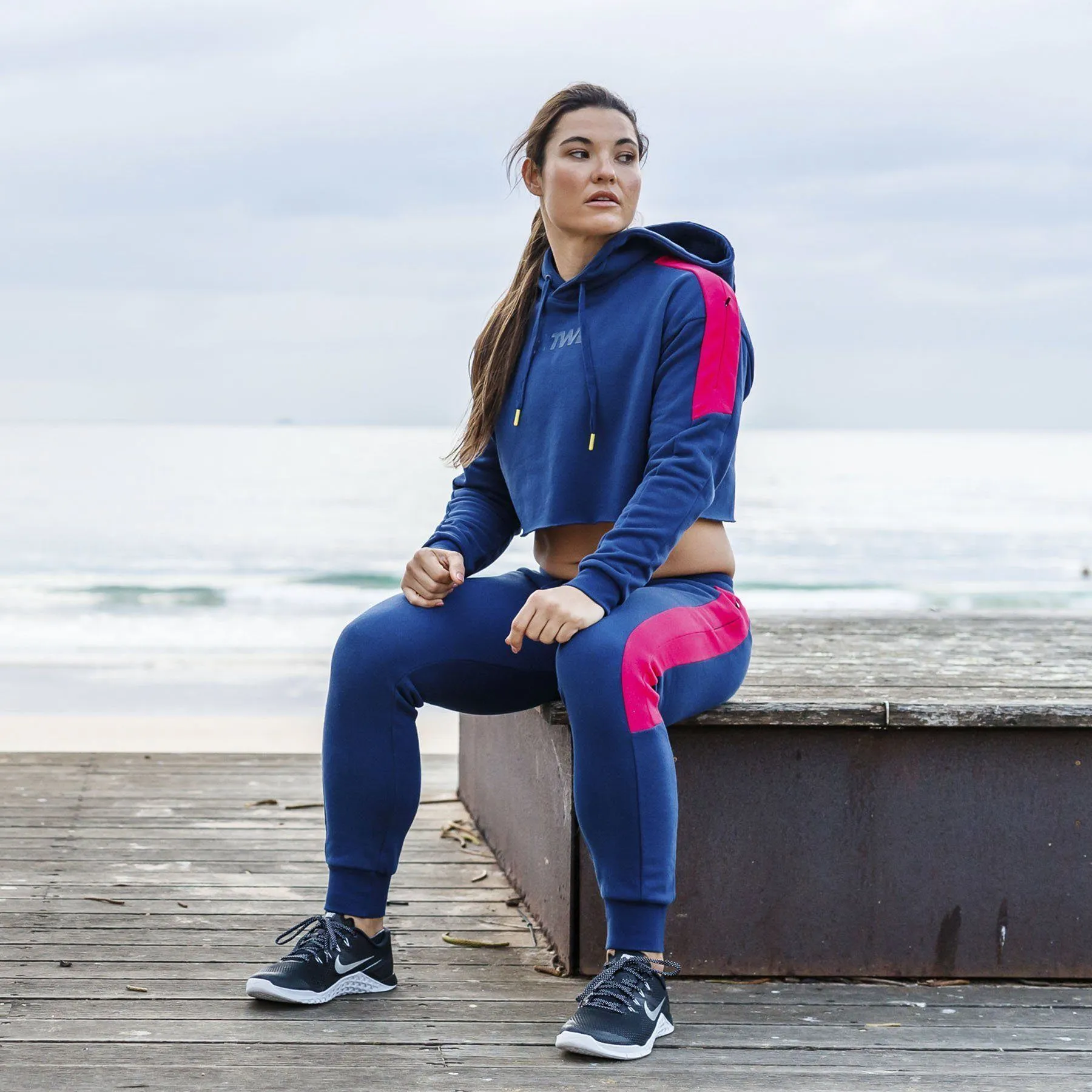 The WOD Life - Women's Wanderer Cuffed Jogger Pants - INDIGO/CERISE