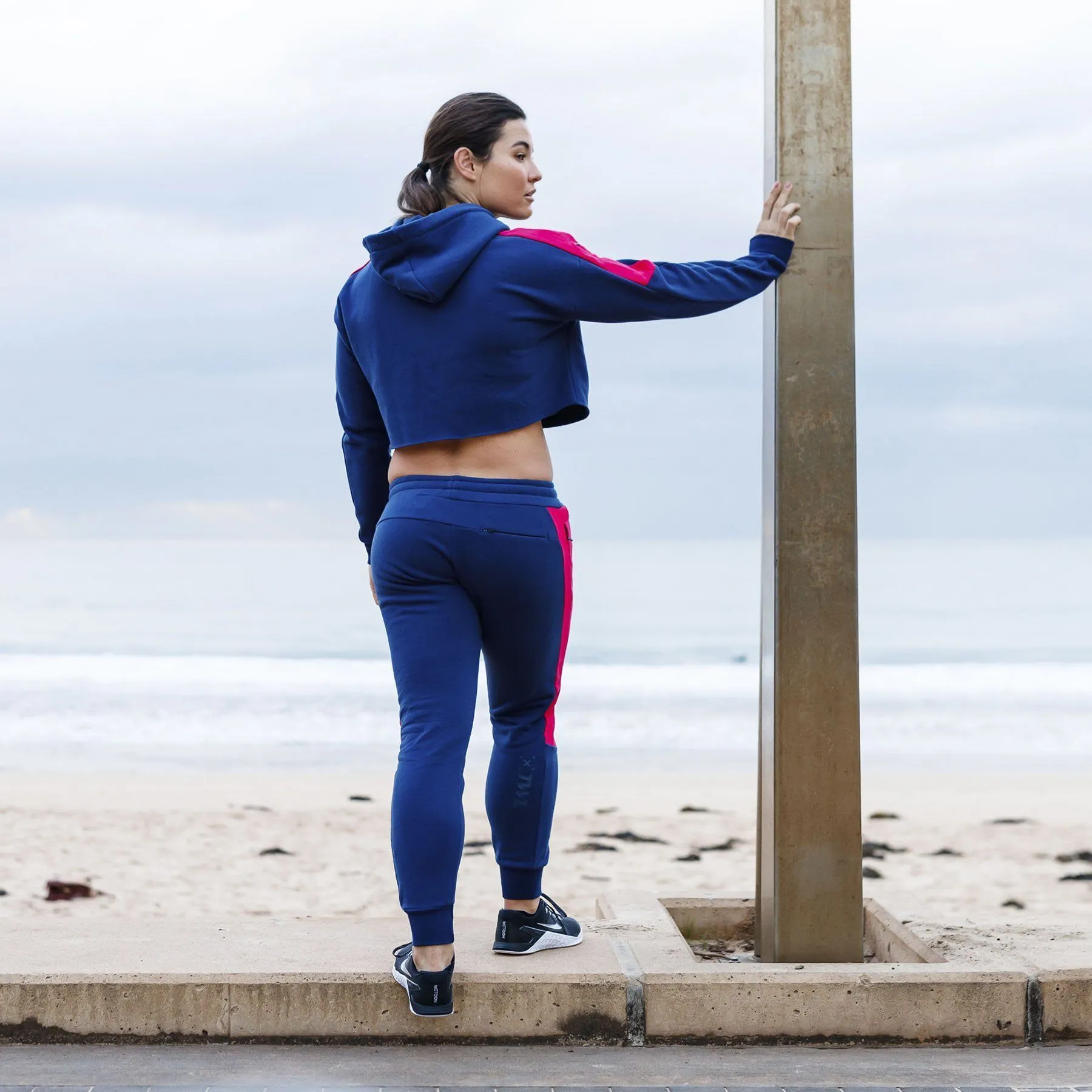 The WOD Life - Women's Wanderer Cuffed Jogger Pants - INDIGO/CERISE